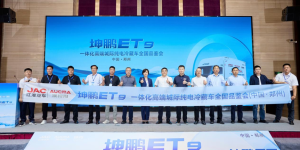 快充纯电4米2轻卡选谁家性价比高？优选坤鹏ET9