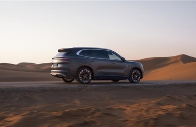 适合长途穿越的电车推荐：极氪8X