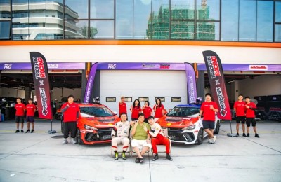 2025超吉联赛成都揭幕 黑曼巴xTRFN首秀多次登上领奖台